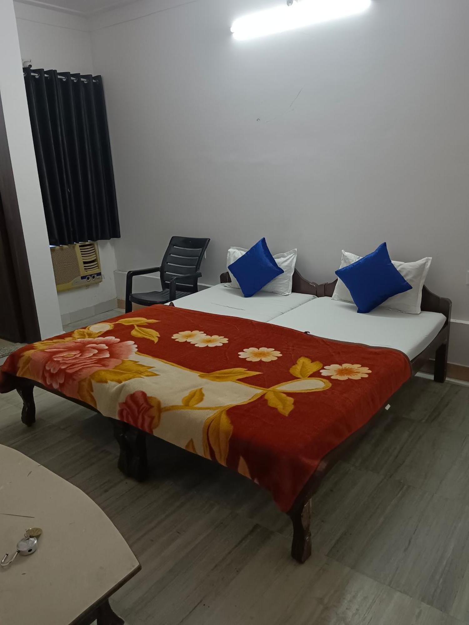 Hotel Shubham Udaipur Luaran gambar