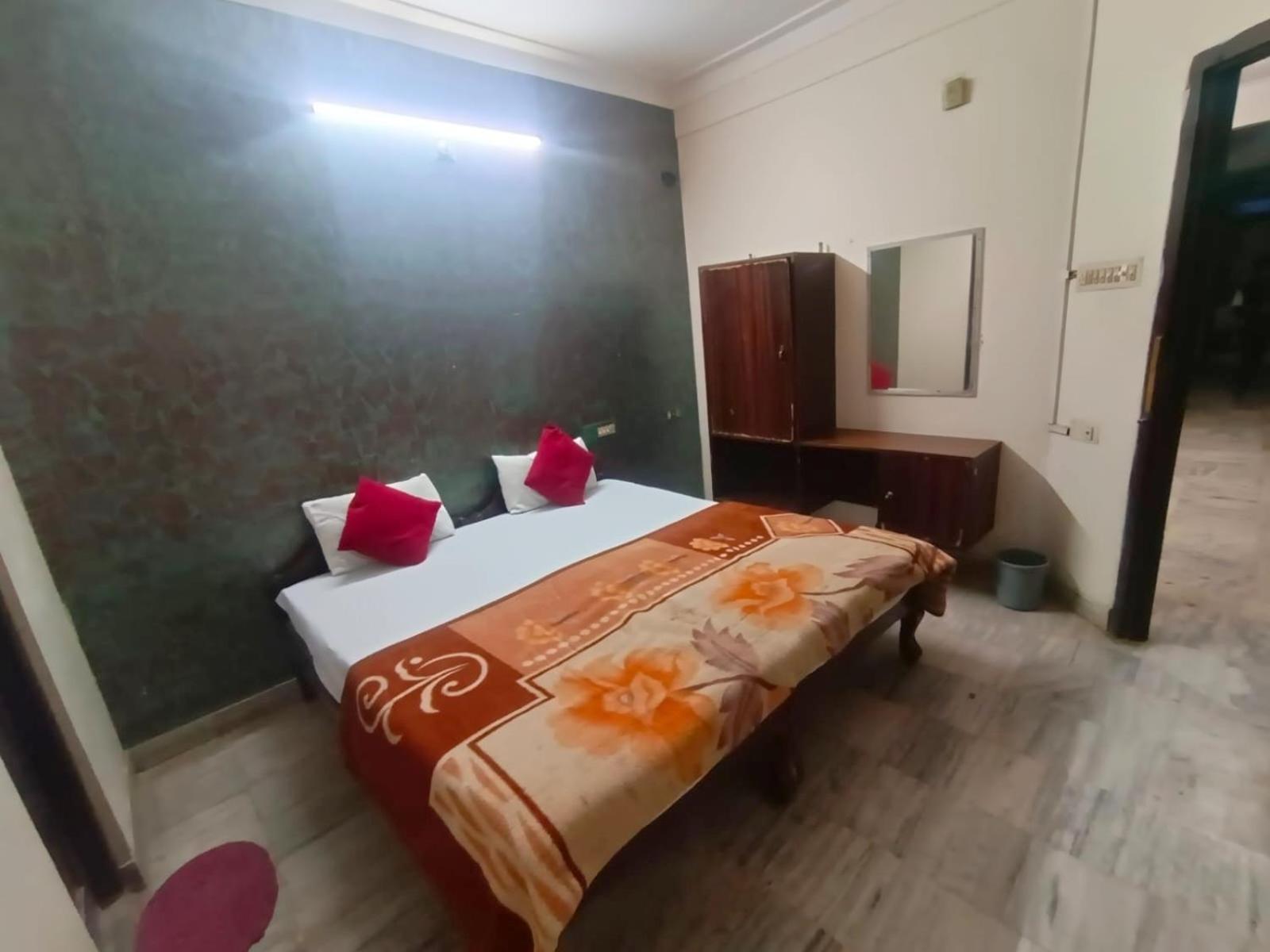 Hotel Shubham Udaipur Luaran gambar